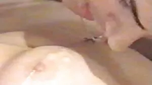 روسی کالج لڑکی مل جاتا ماں کی پریمی ڈک! ASAP squirts
