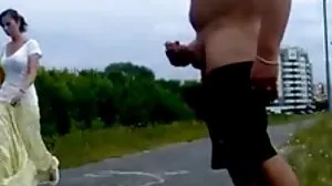 ایم بکنی LF گرم ، شہوت انگیز کے ساتھ J