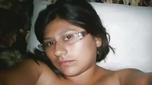 Busty pornstar Isis محبت کے ساتھ میں شامل ہو جاتا ہے