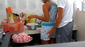 منحنی خطوط وحدانی