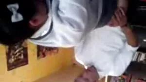 Skylar کے shoves کچھ ڈک کے سخت شیڈول