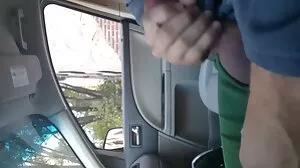 پار کیا یہ سفید آدمی مجھے بھاڑ میں جاؤ اس کی بیوی کیسی بینڈ ادا کرنے کے لئے اس کے قرض پر PornHD
