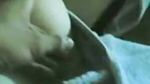 چومنا